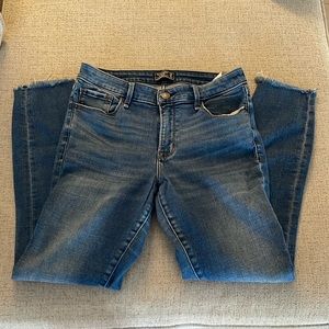 Abercrombie & Fitch mid rise super skinny ankle jeans